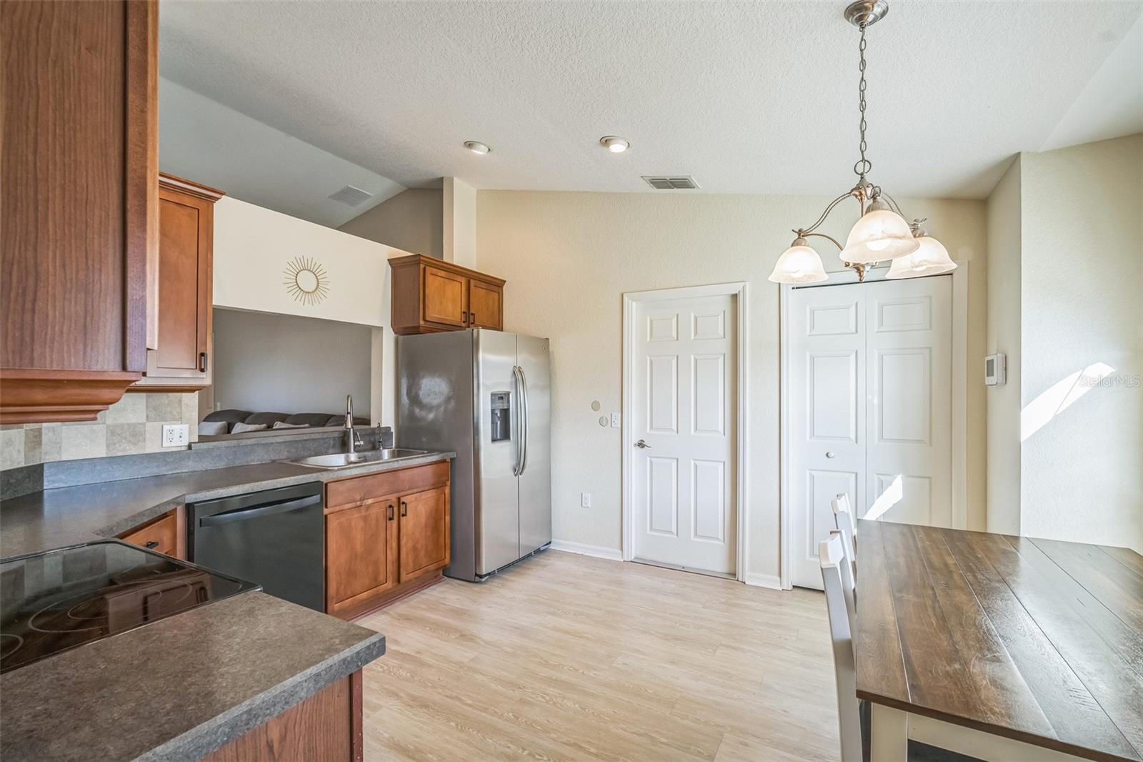 Kitchen / Nook