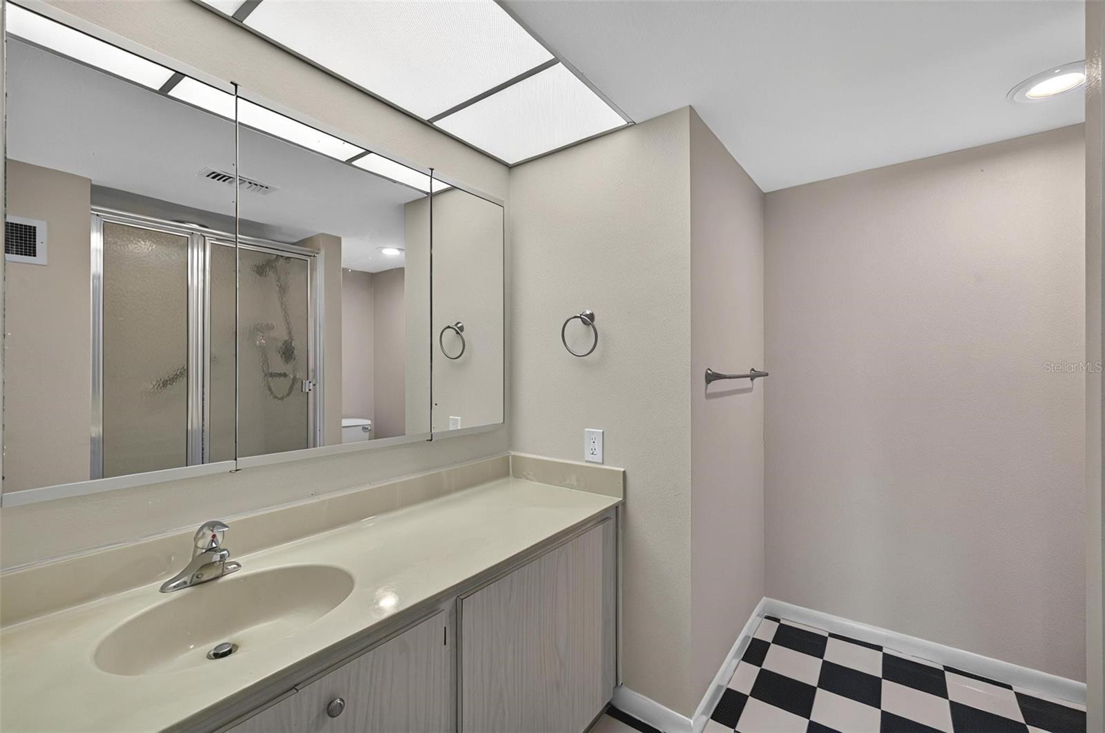 Guest bath