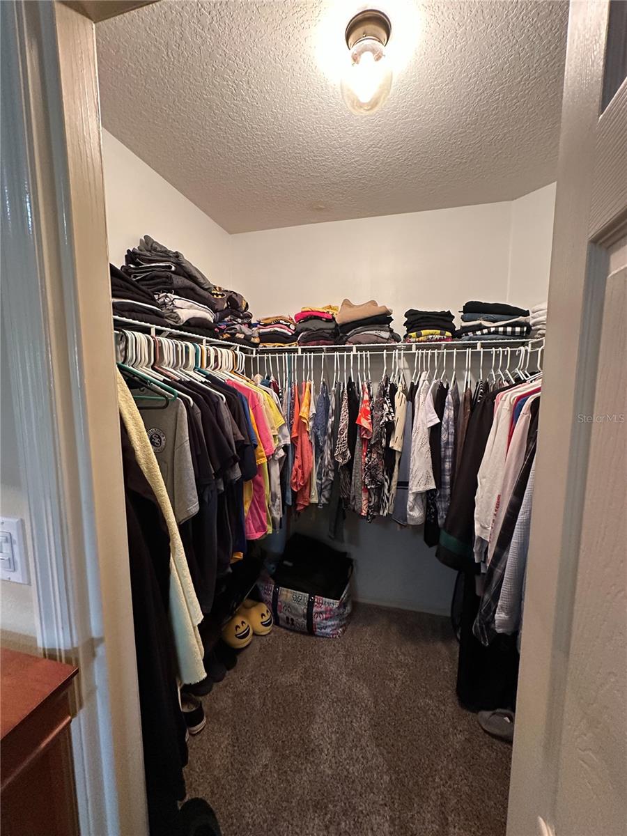 Master closet 2