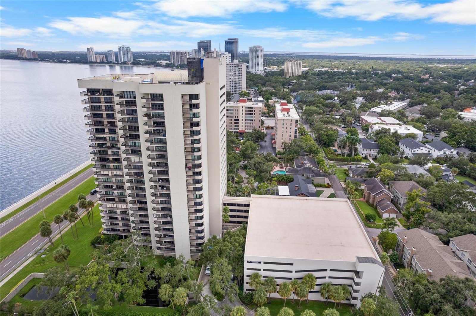Tennis and pickleball courts to go on top of parking garage.