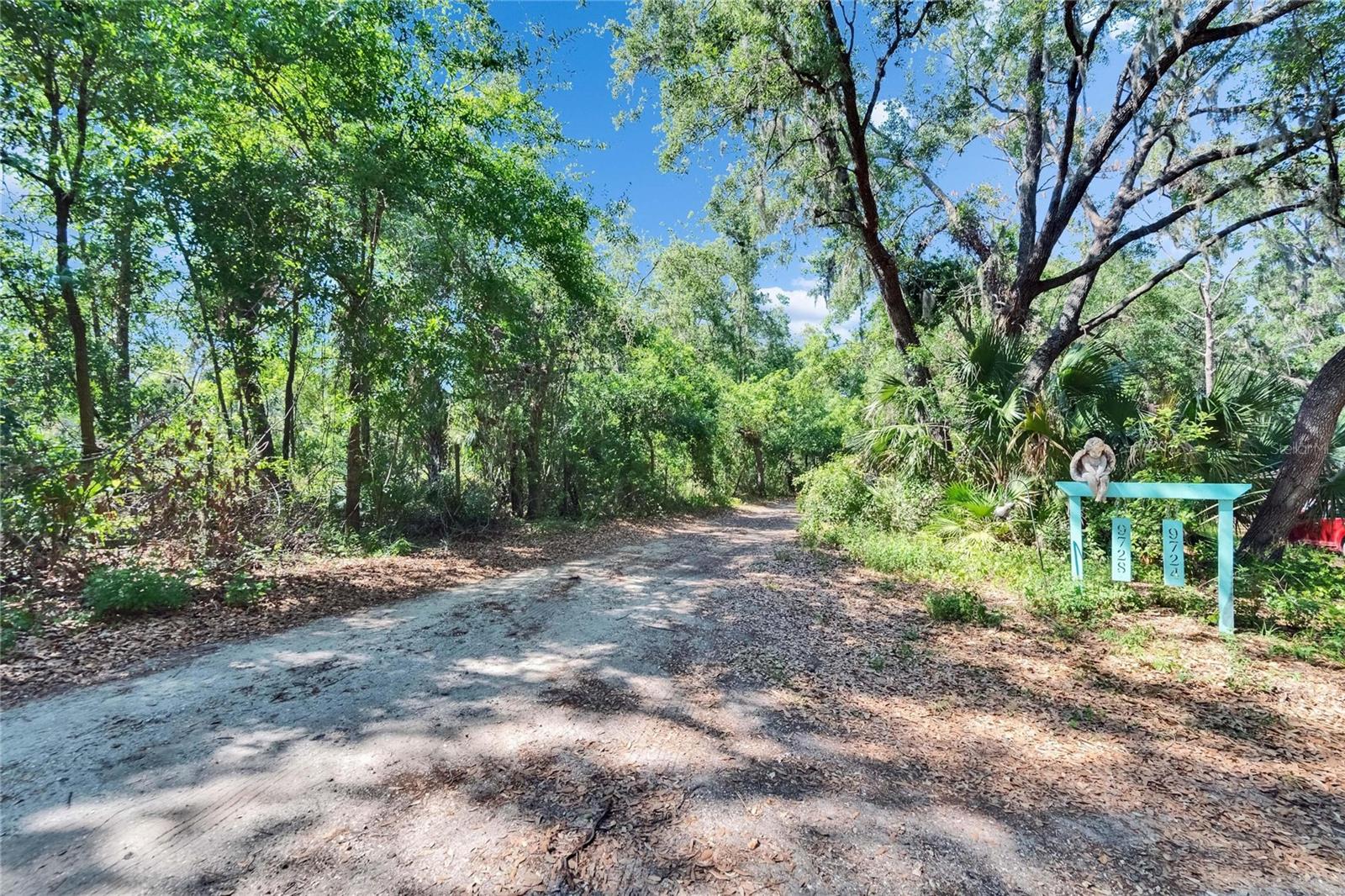 Entrance off of Bull Frog Creek