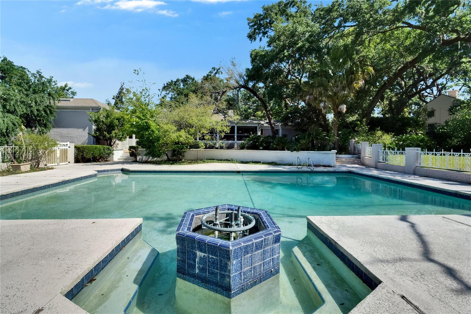 Pool Water Feature with seating area