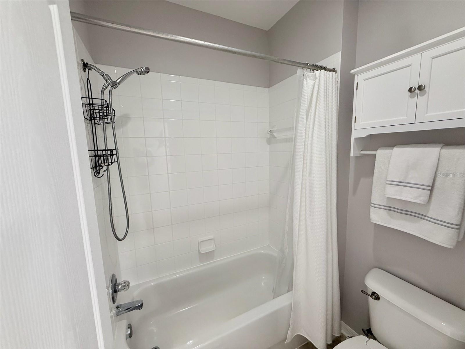 Yes 3 bathrooms!