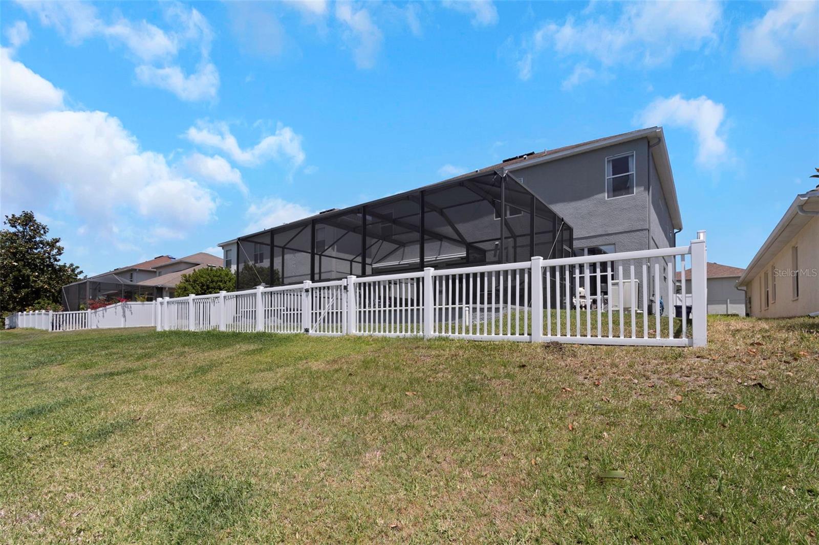 Fenced in yard!