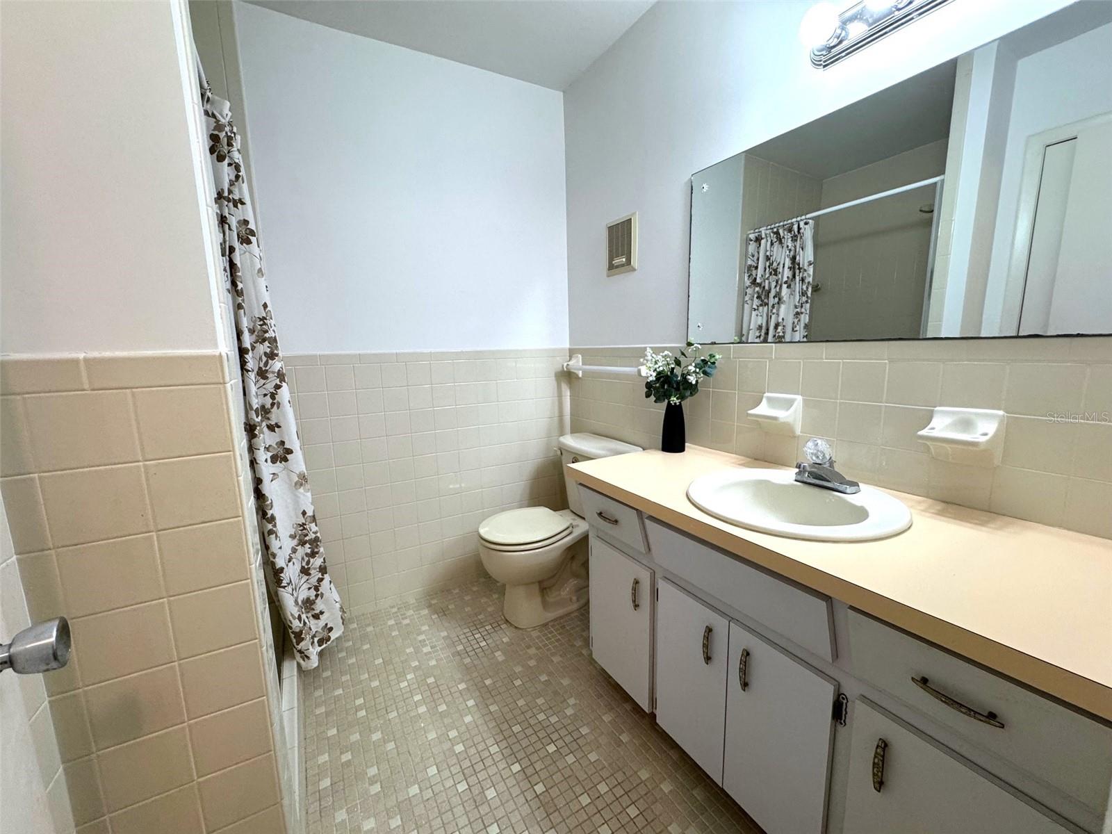 En Suite Primary Bathroom