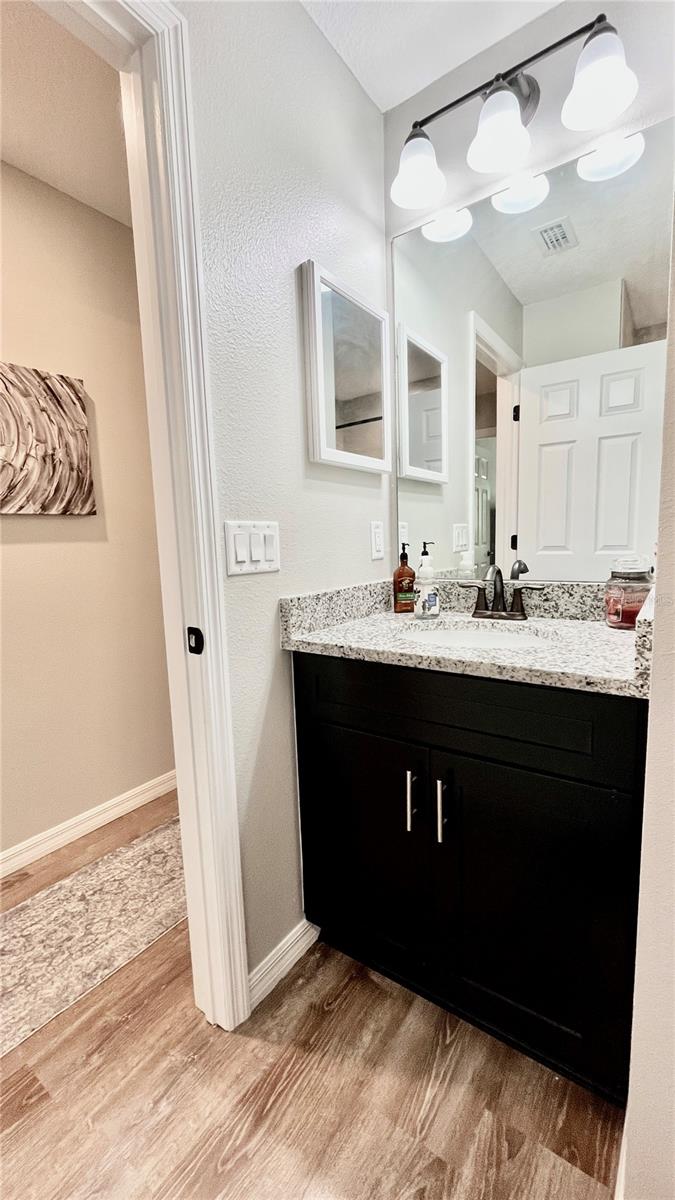 2nd Bathroom