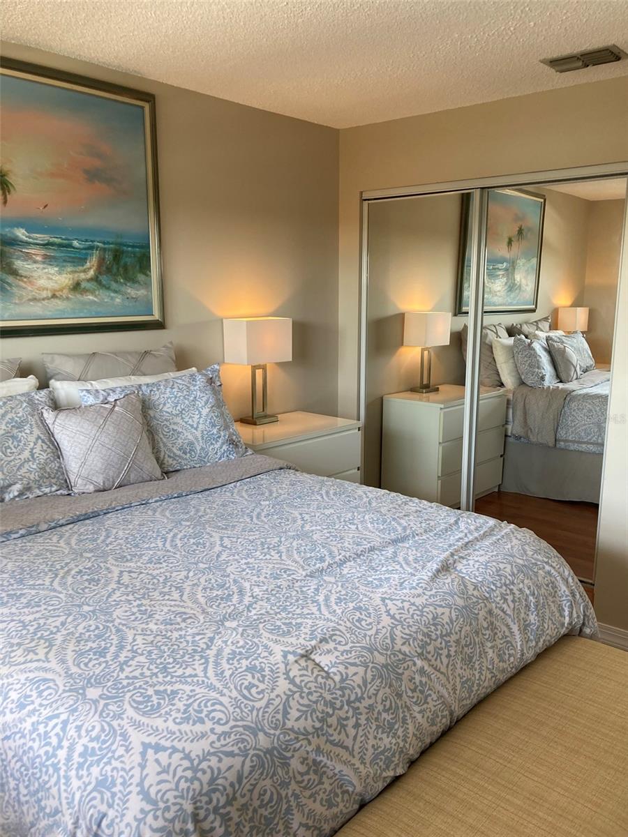 Guest bedroom