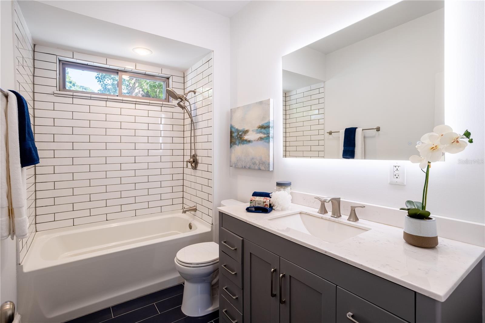 Fully Renovated Bathroom!