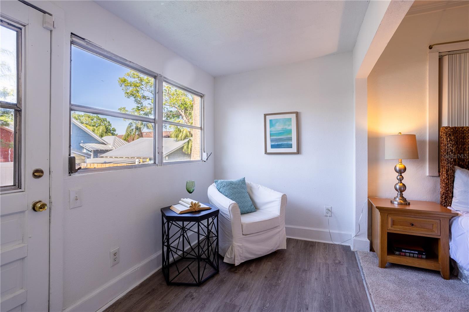 Bonus Bump Out Room - office, gym, etc!!