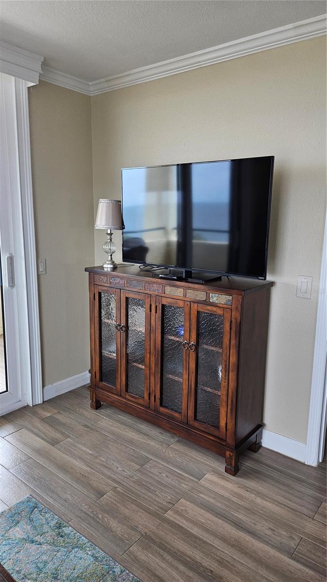 smart tv with cabinet