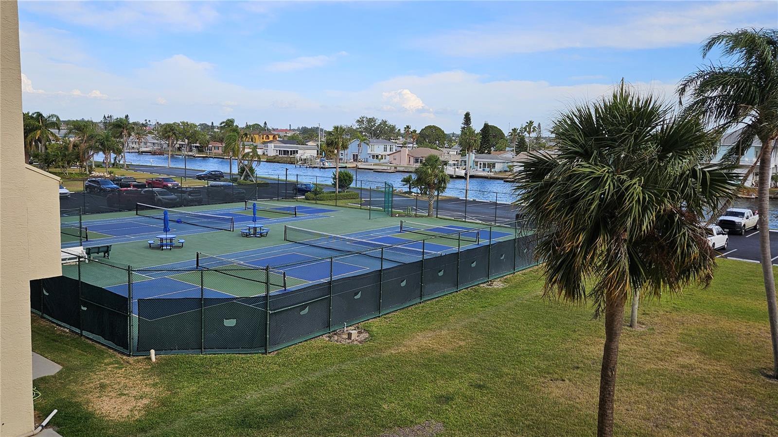 tennis and pickleball courts