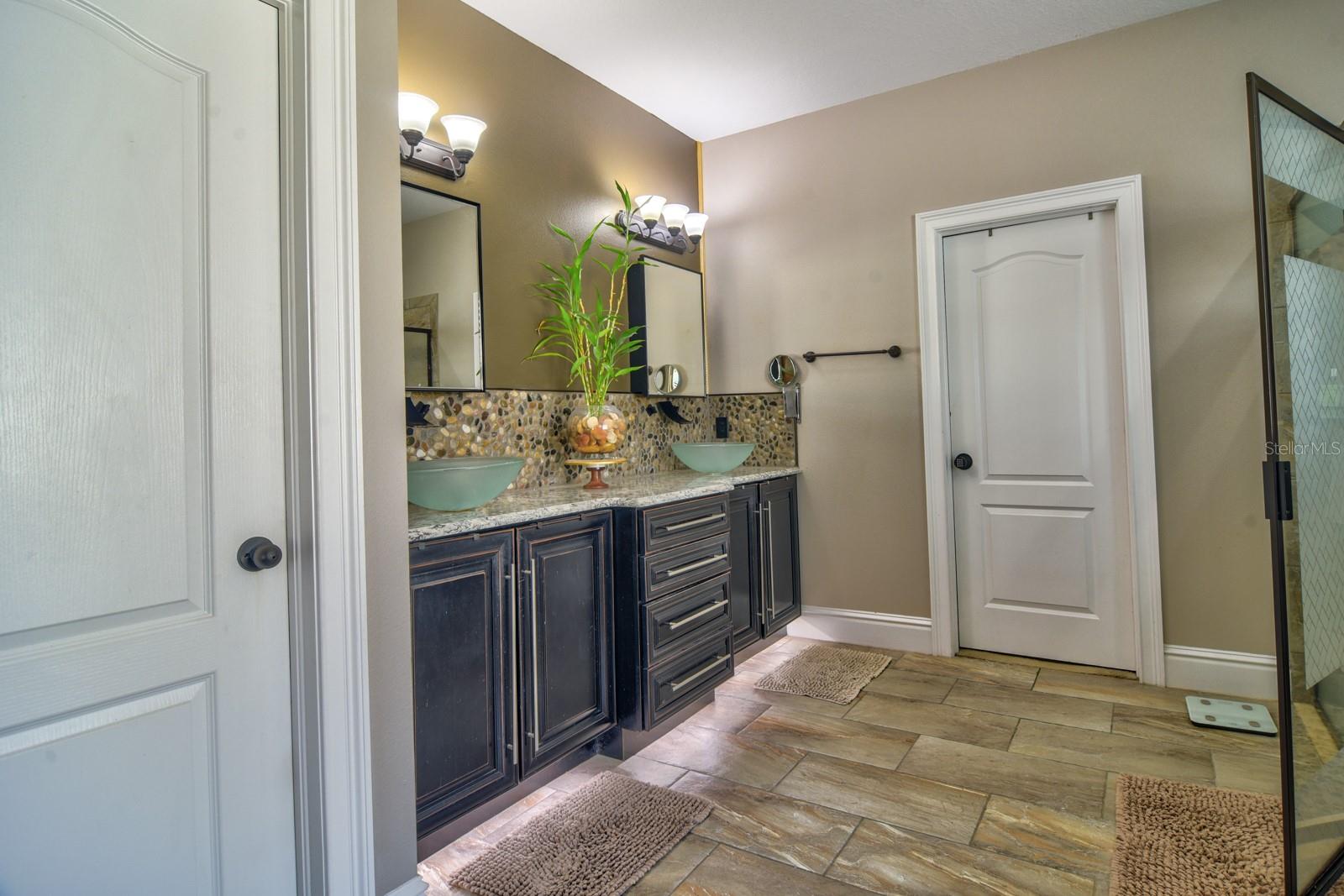 Ensuite Bath