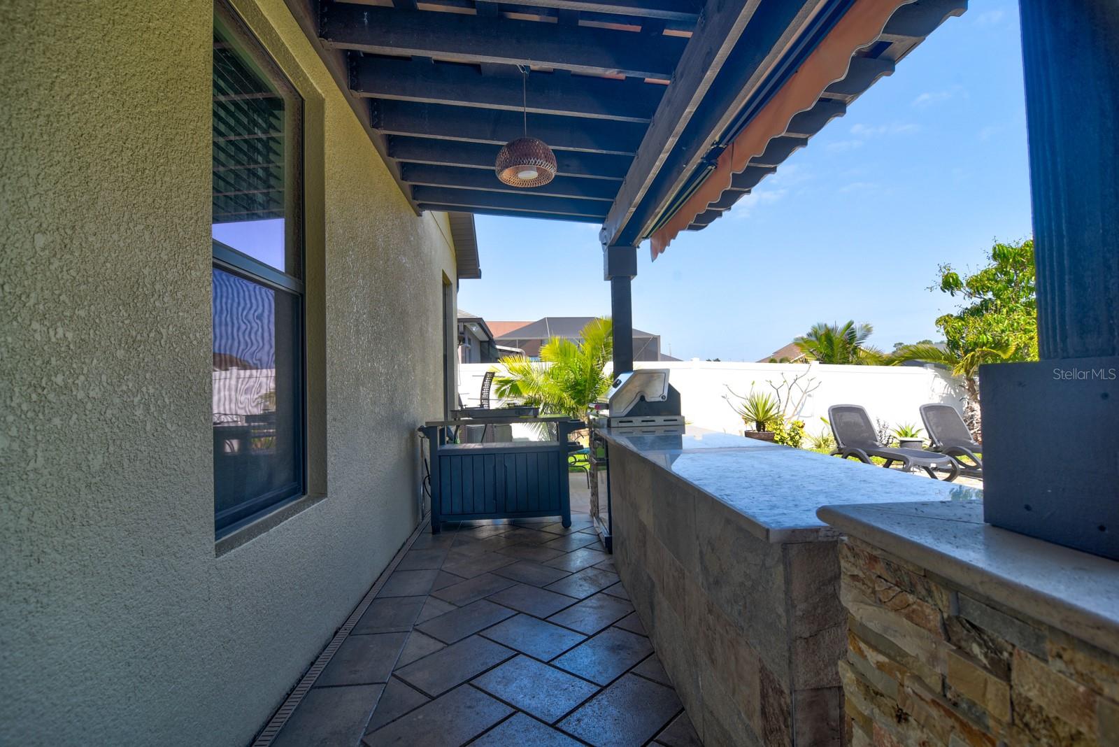 Pergola/Grill Area With Counter