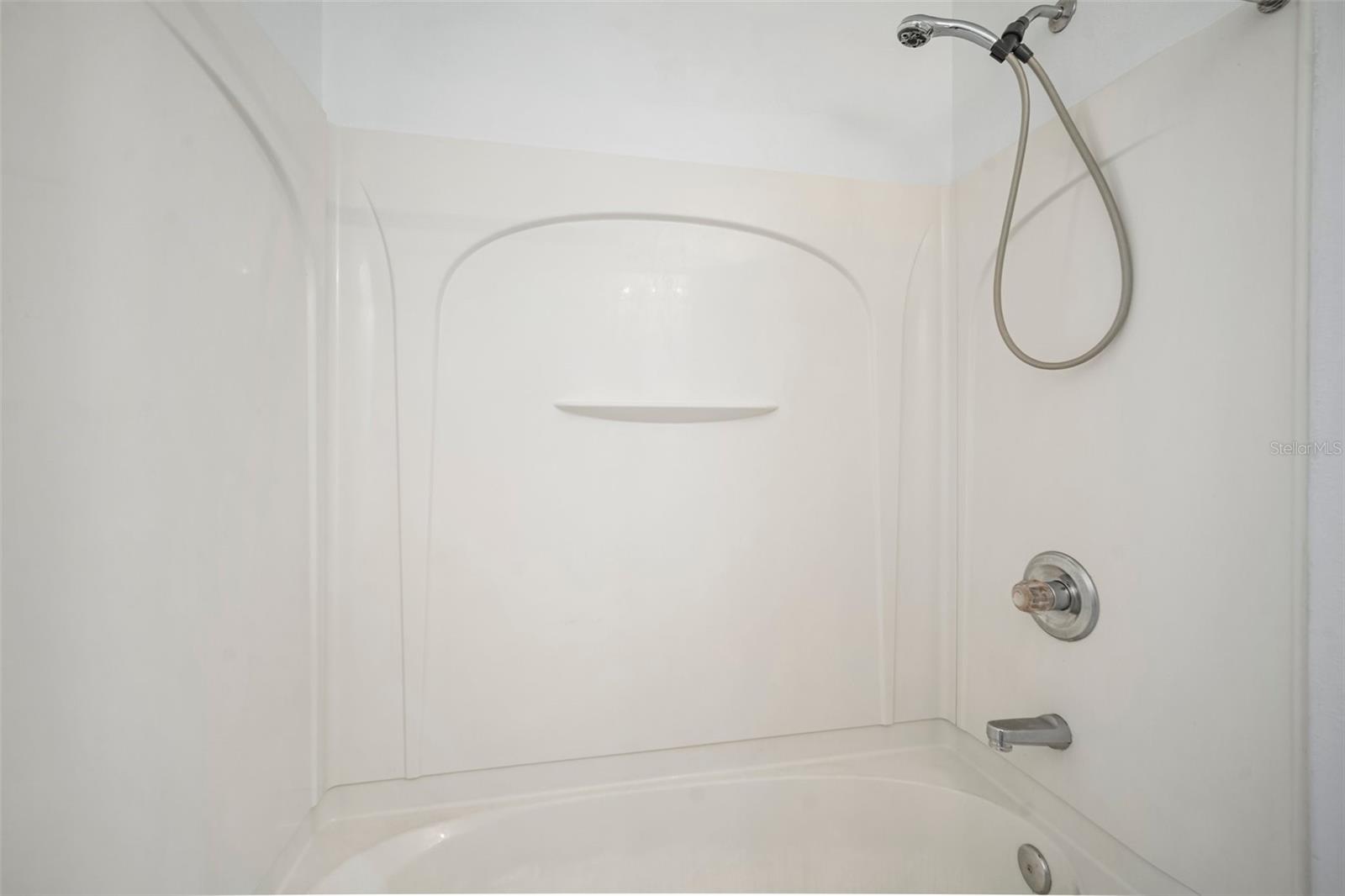Primary Ensuite Bath
