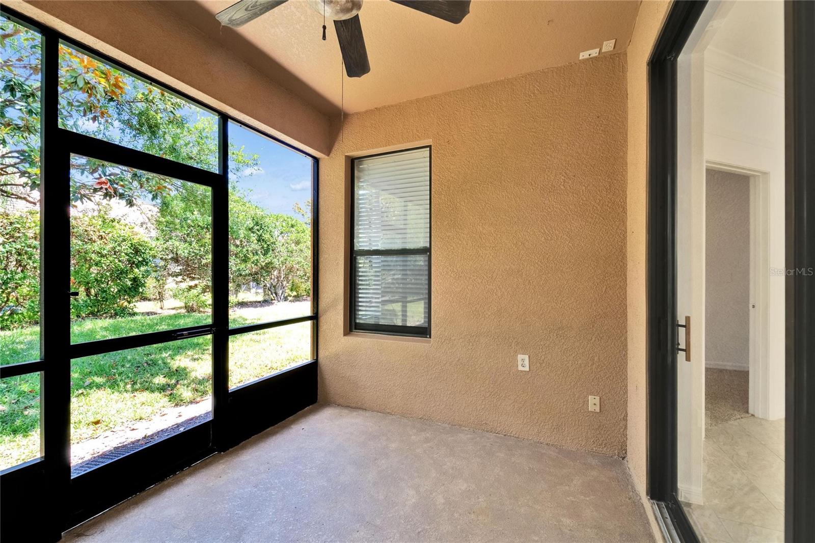 Rear Screen Lanai