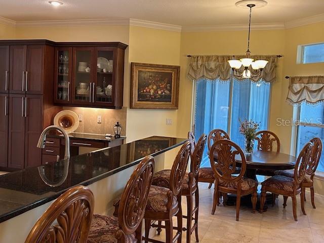 Custom Kitchen Granite Eat-In Countertop & Dinette Area