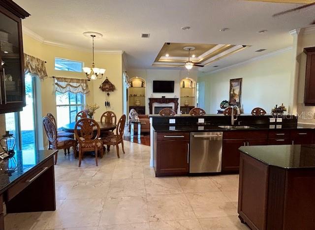 Custom Kitchen & Family Room
