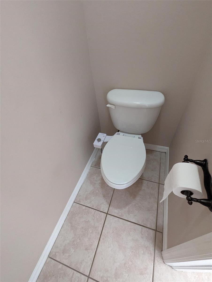 WATER CLOSET
