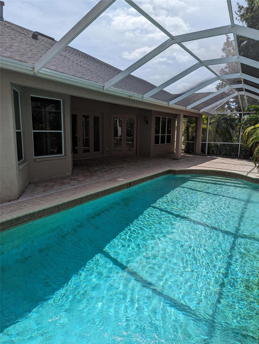 POOL AND COVERED LANAI