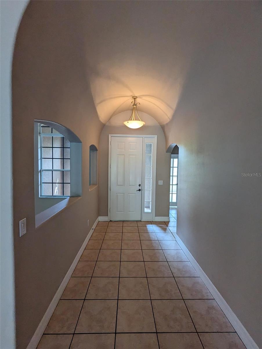 FOYER