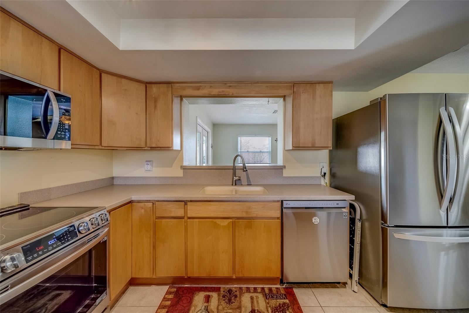 Kitchen Wood Cabinetry