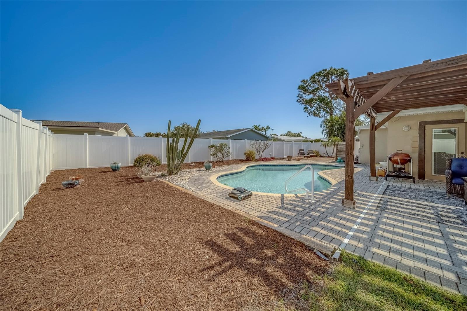 Fully Fenced Yard