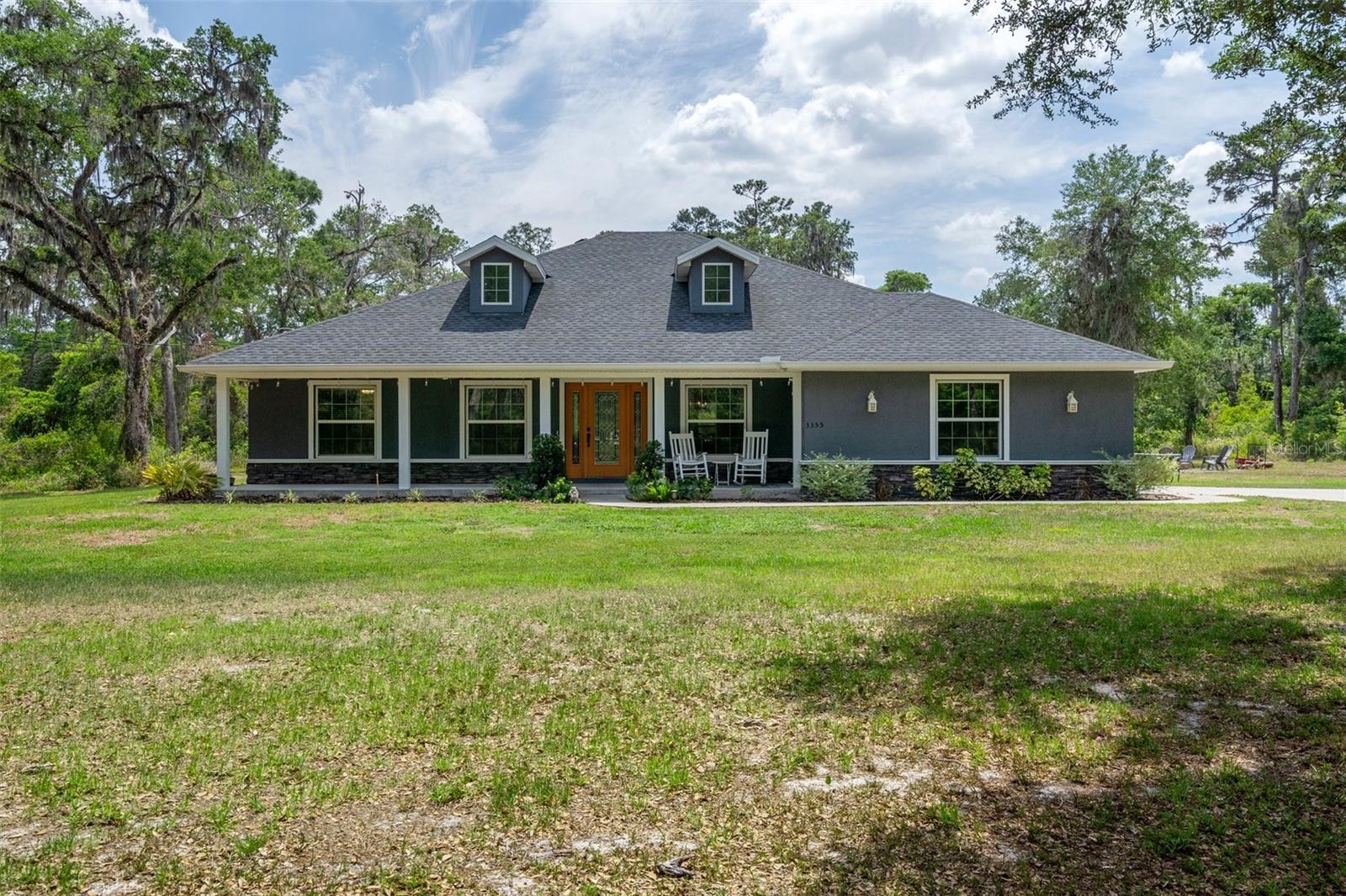 Ther Front of the Home is absolutely gorgeous