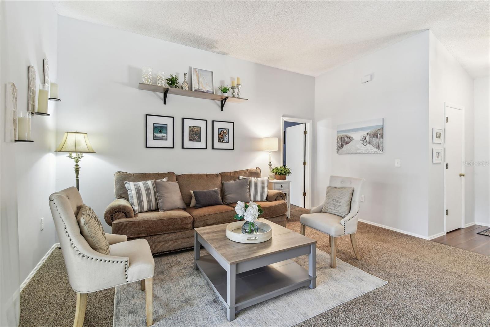 SITTING OR LIVING ROOM OPTION