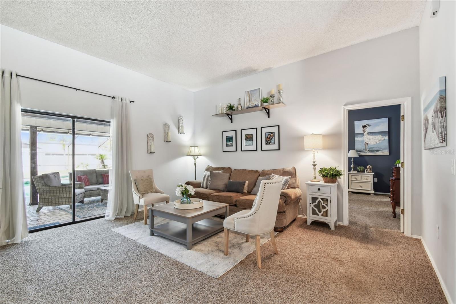 SITTING OR LIVING ROOM OPTION