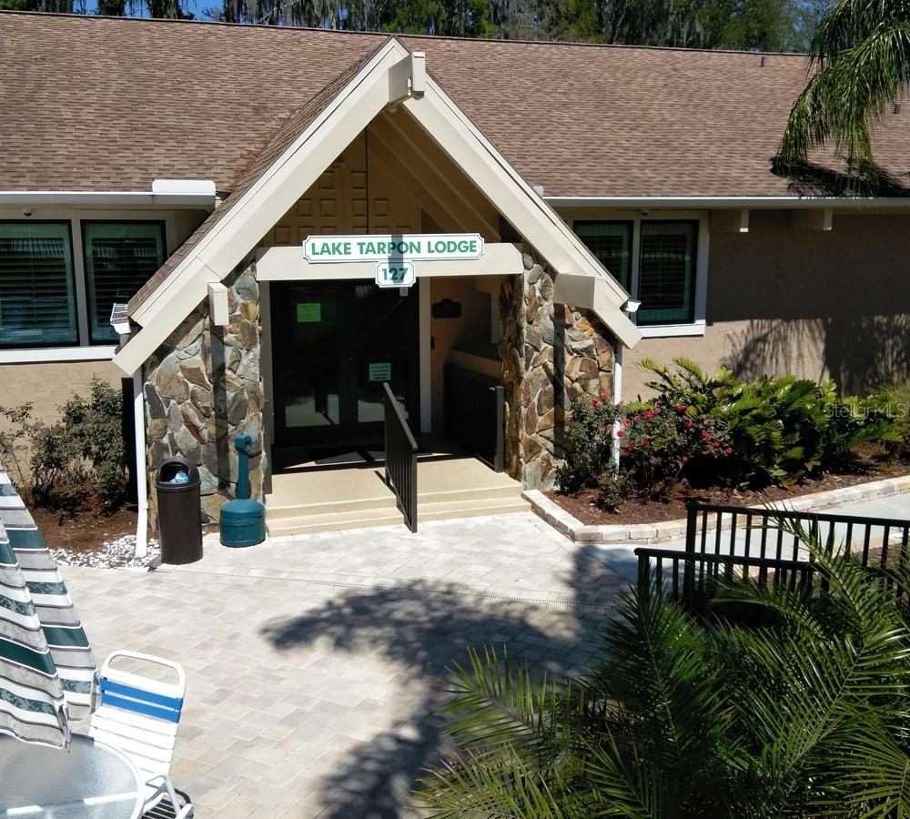 Lodge on Lake Tarpon
