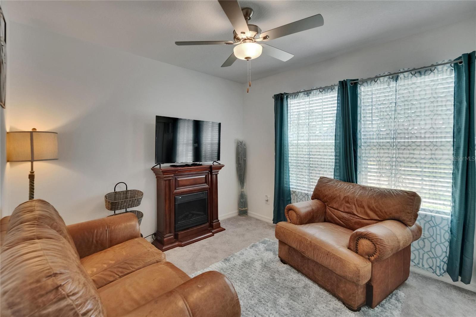 Alternate bedroom at front entry