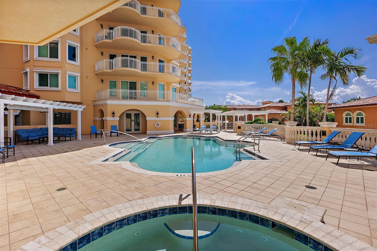 Main pool & Spa