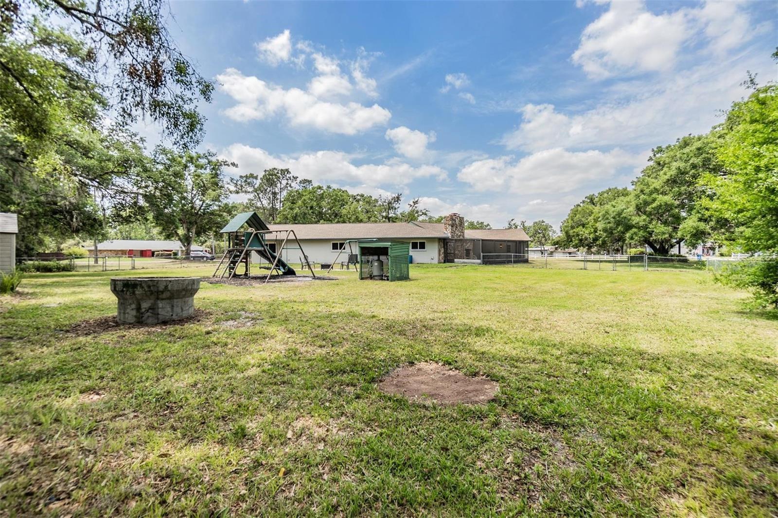 Yard space for days!