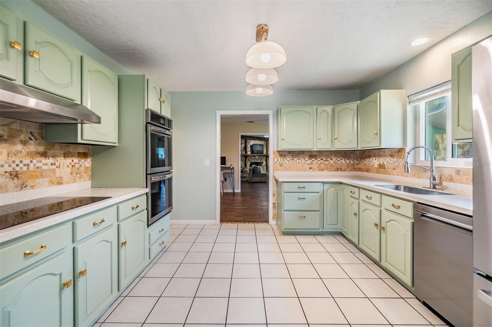 Tons of cabinet space!