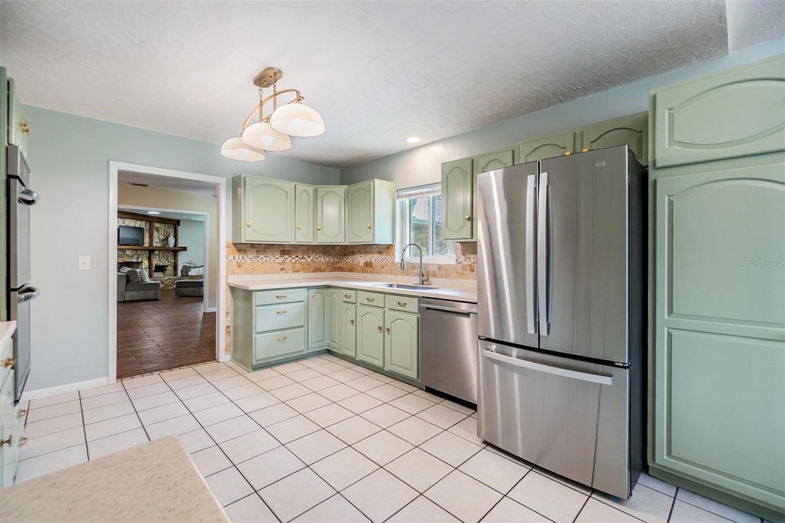 Stainless steel appliances!