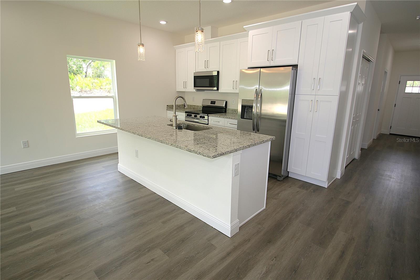 06. Kitchen