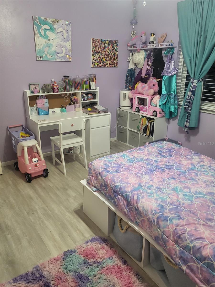 Secondary bedroom