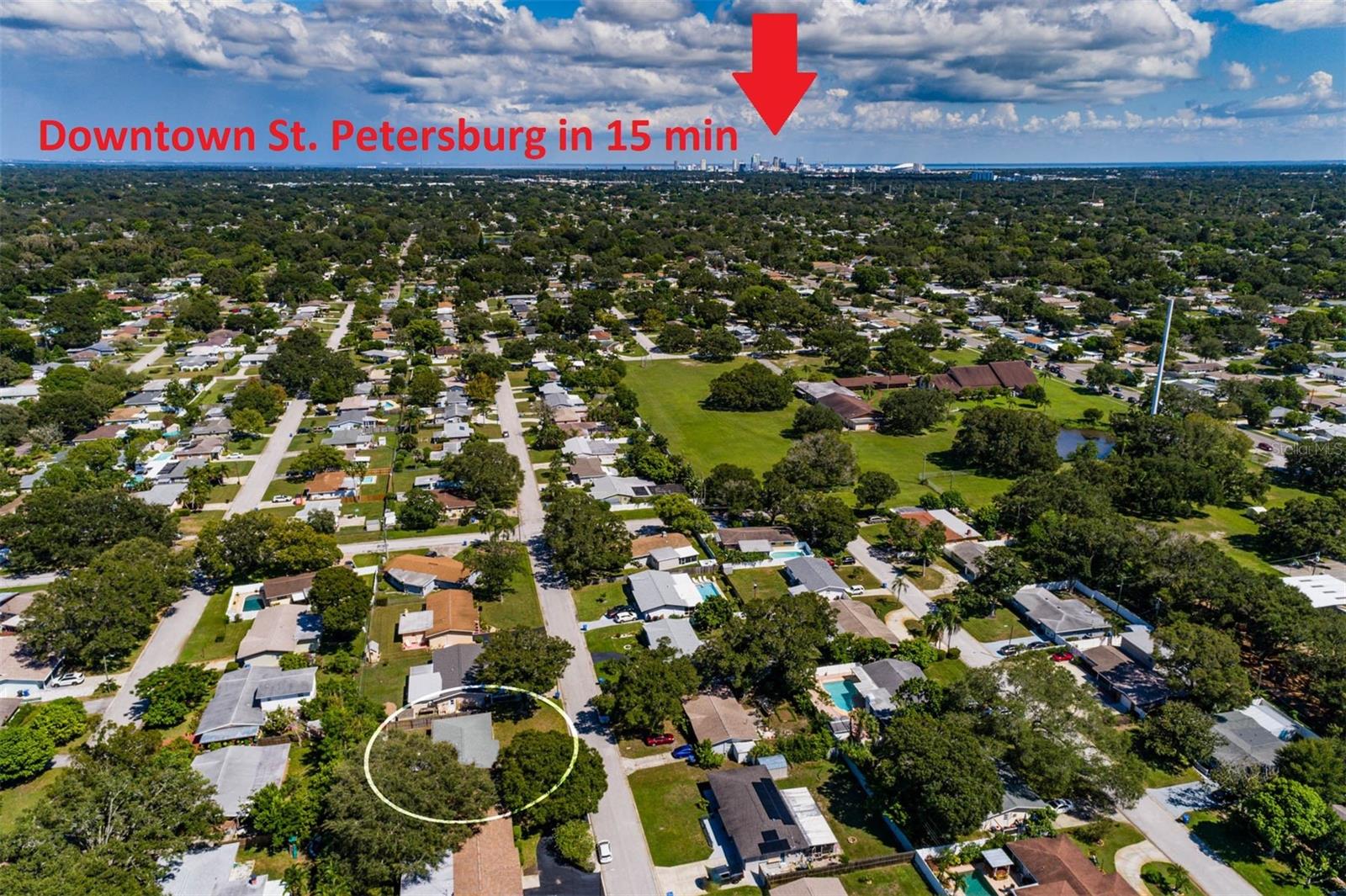 Downtown St Pete 15 minutes away