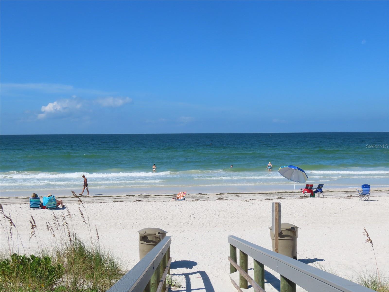 Gulf Beaches 15 minutes away