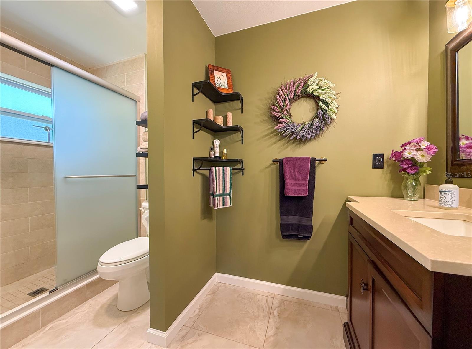 Primary bathroom ensuite