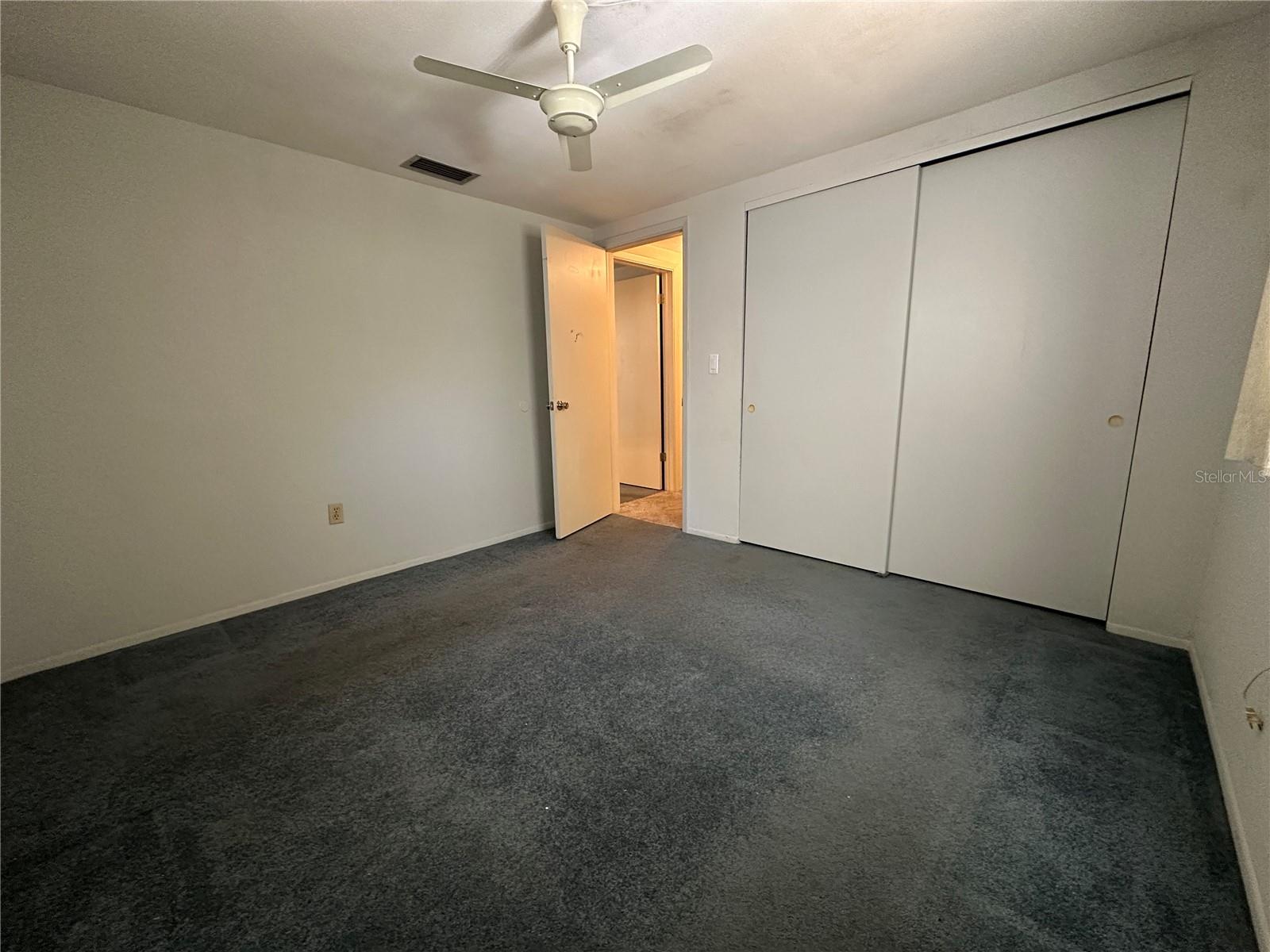 Ample sized 11x11 2nd bedroom