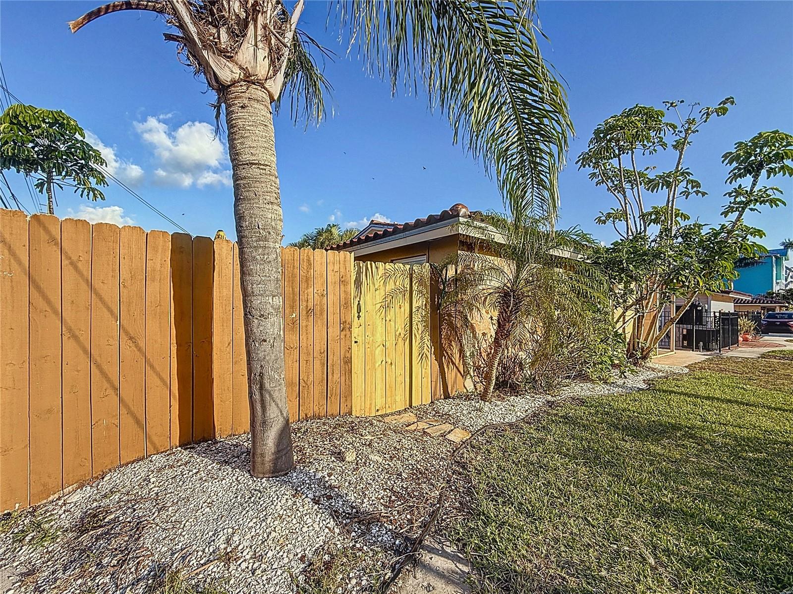 Private Access to Fenced Yard with New Gate