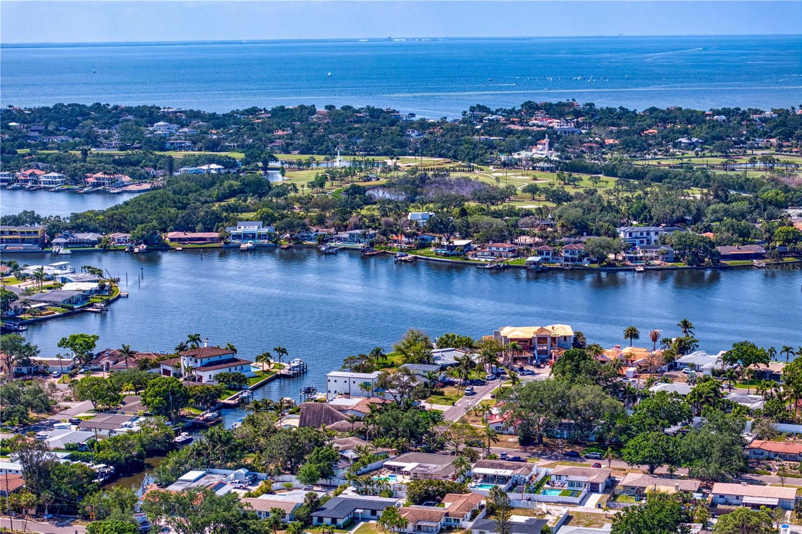 TB8377390