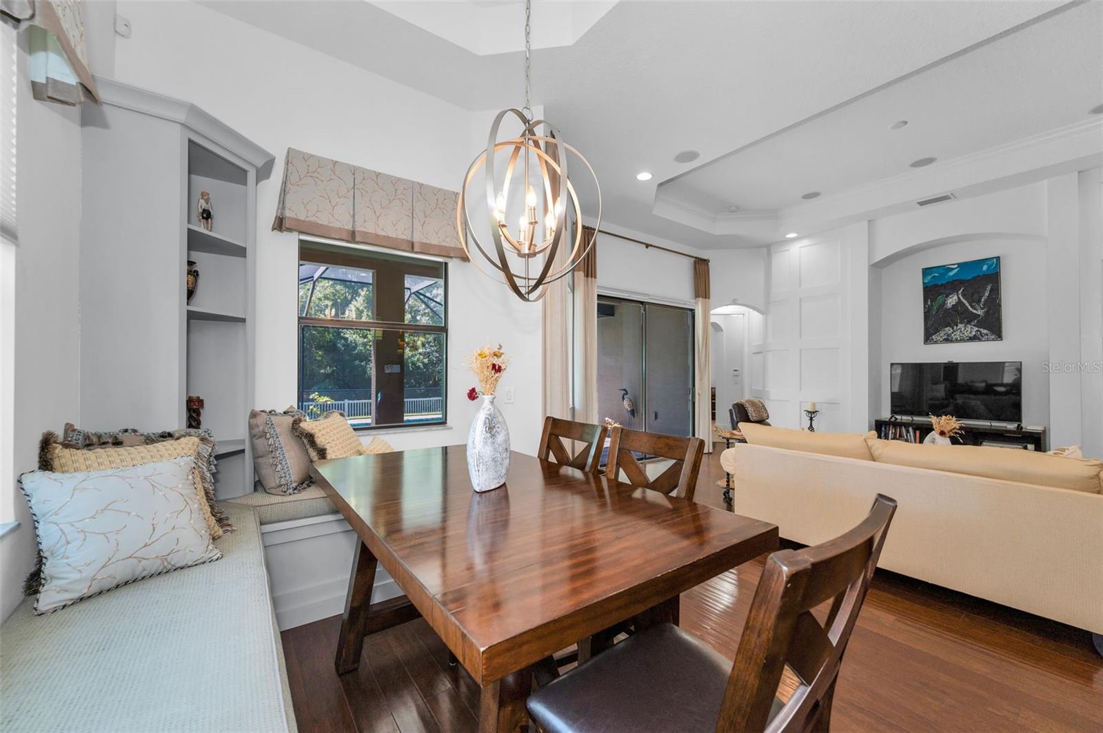 Breakfast Nook