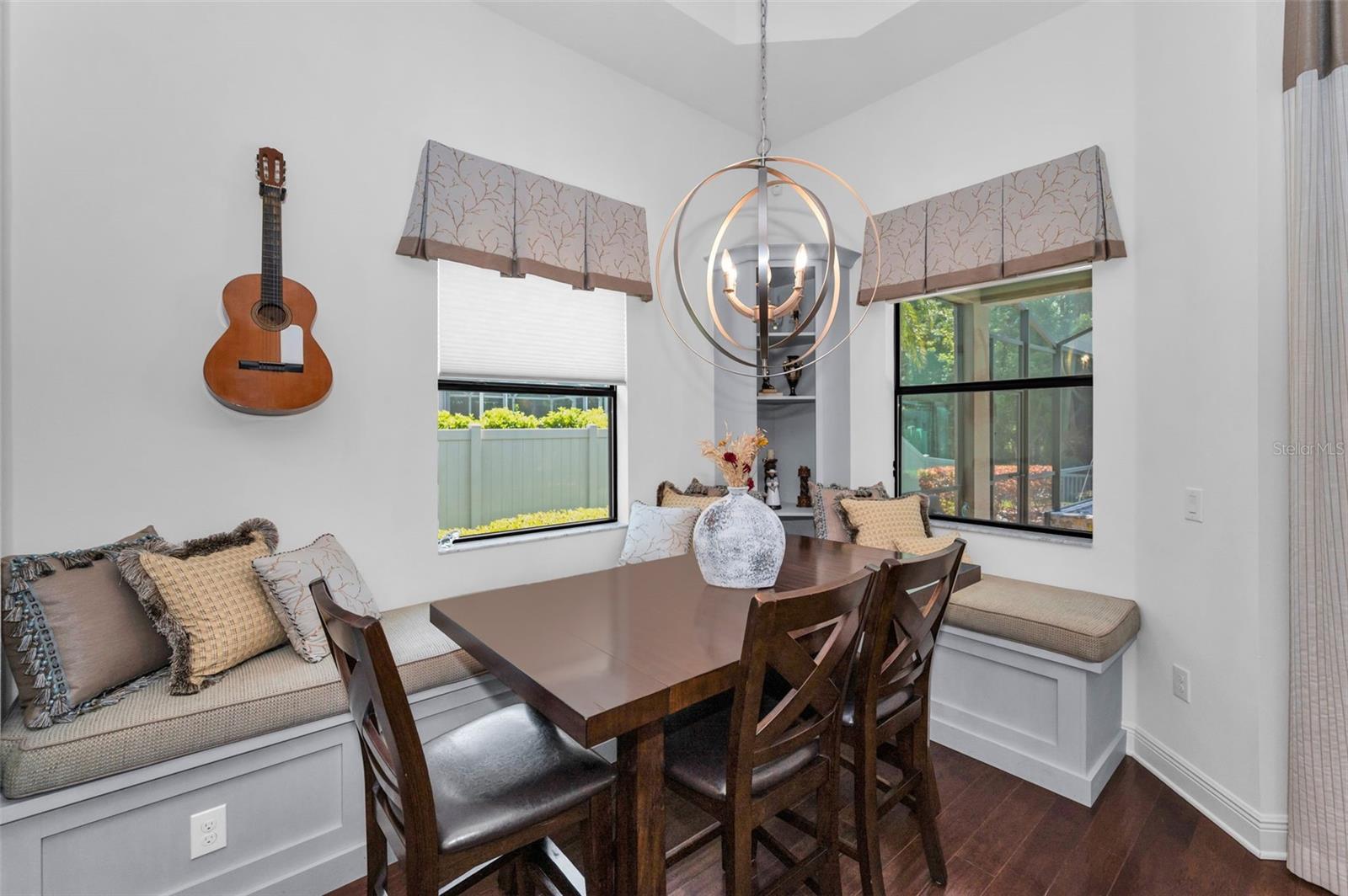 Breakfast nook with built in bench