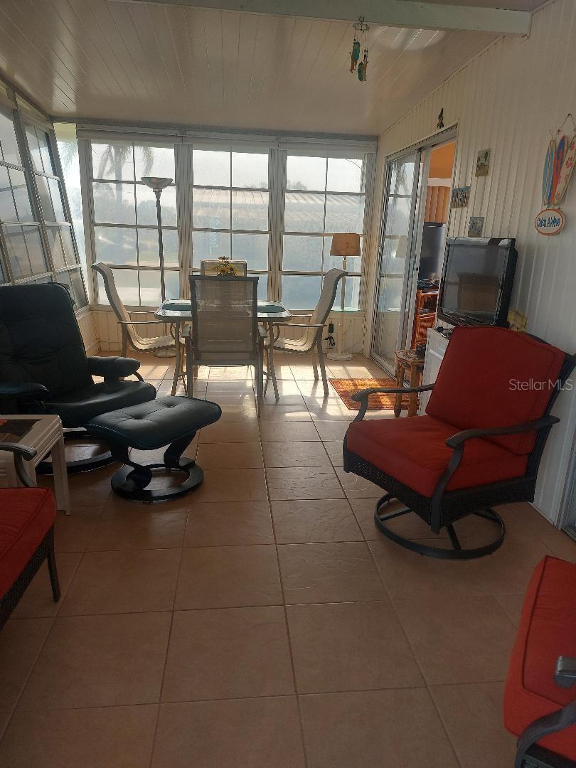 FLORIDA ROOM