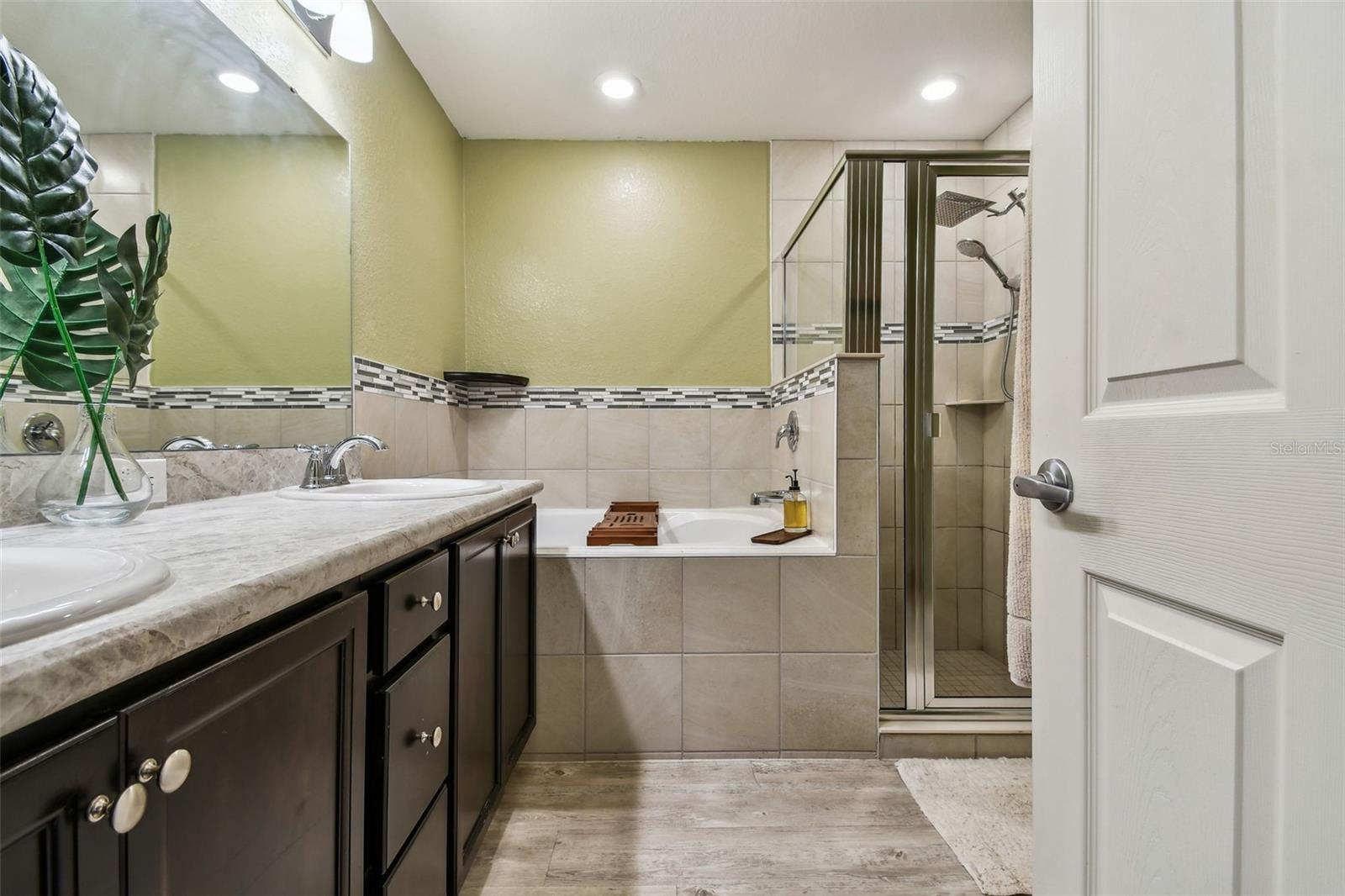 Primary Bathroom w/Double Vanities, Garden Tub & Walk-in Shower