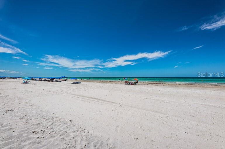 JET SKI RENTALS NEXT TO FAR HORIZONS ARE AVAILABLE!