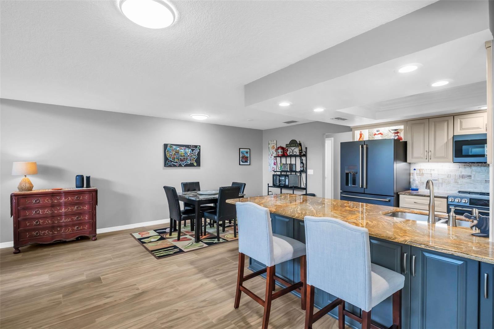 Breakfast Bar