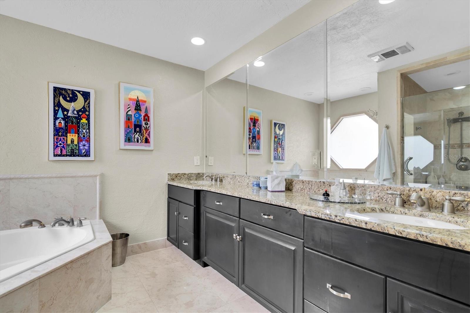 Primary bath